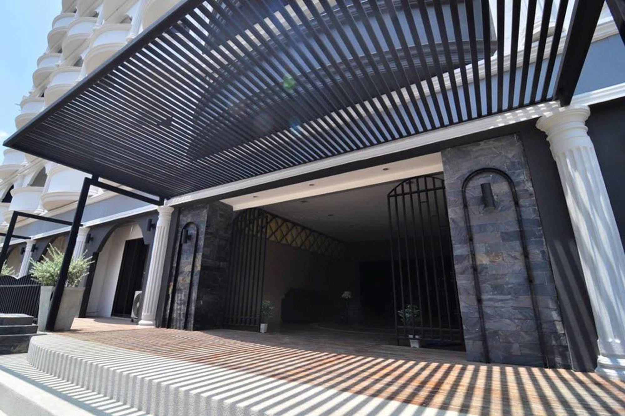 Sereno Airport Hotel 清邁 外观 照片